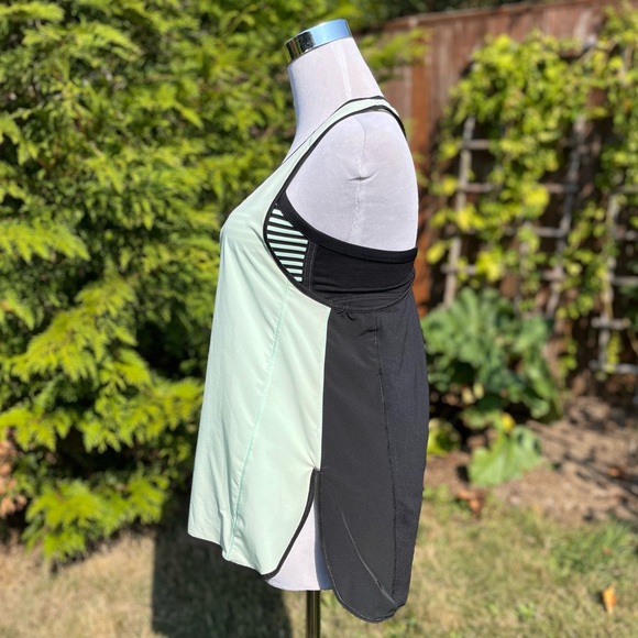 Lululemon Pump It Up Tank & Sports Bra Size 8 Striped Mint Green Black Vintage - Picture 7 of 16